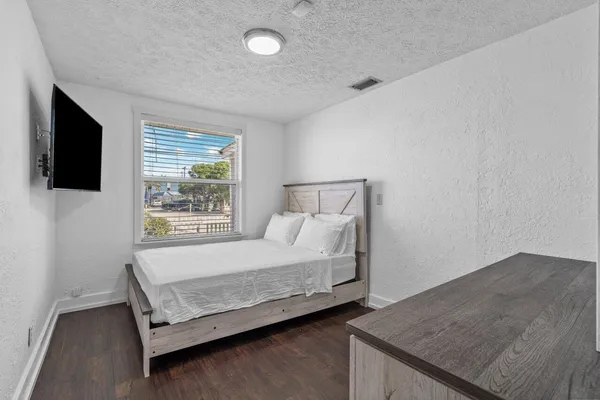 $2,499,000 | 126 Northeast 4th Avenue, Delray Beach, FL 33483