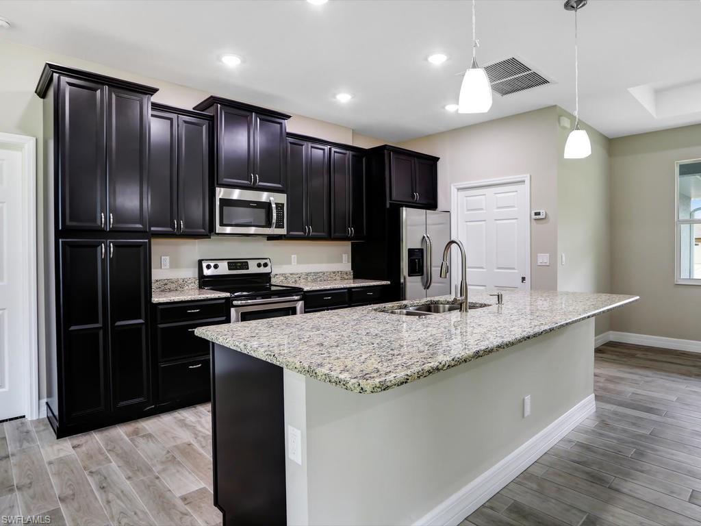 8337 Trillium Road Fort Myers, FL 33967 - Photo 9 of 21 Gallery Image 9