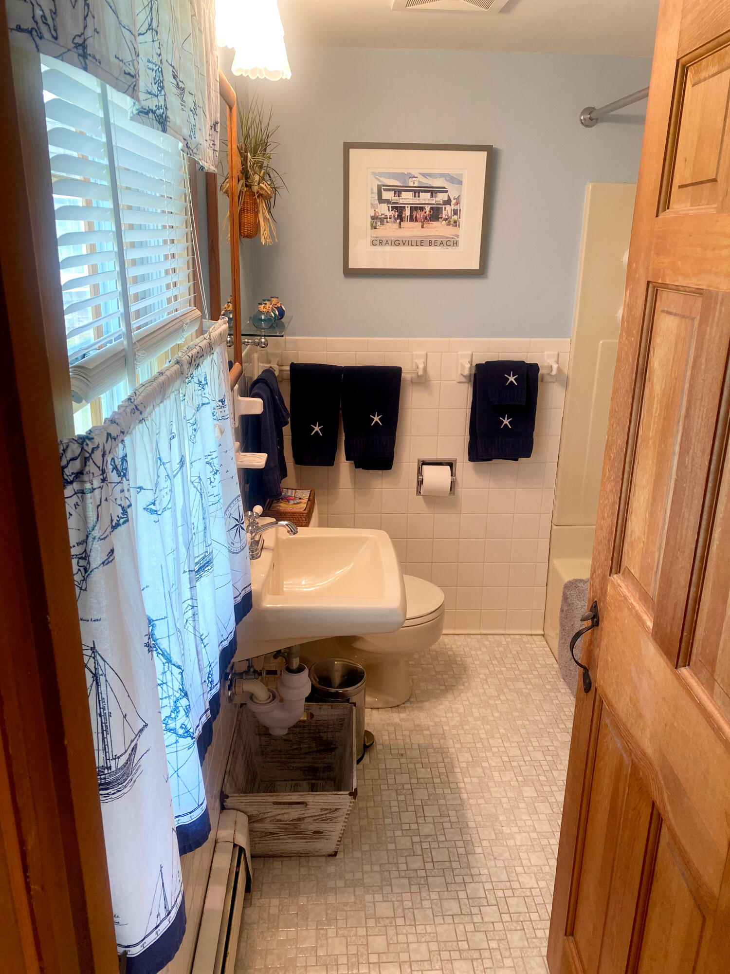 1090 Craigville Beach Road Centerville, MA 02632 - Photo 29 of 33 a room with table and chair