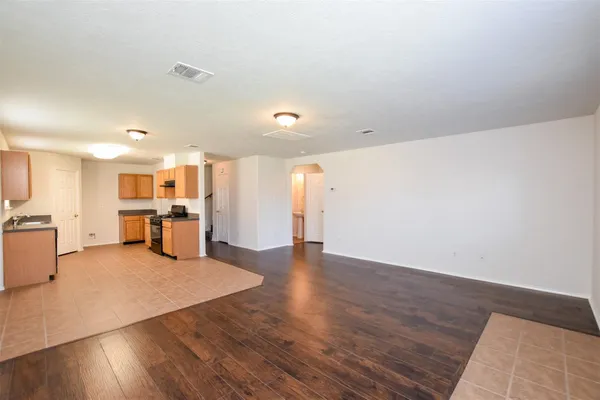 $3,500 | 19014 Prairie Bluff Drive, Cypress, TX 77433