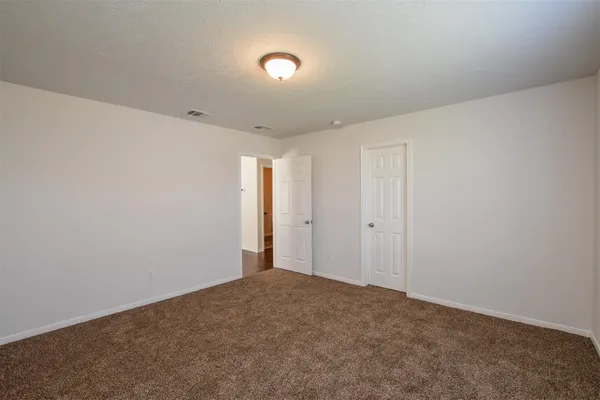 $3,500 | 19014 Prairie Bluff Drive, Cypress, TX 77433