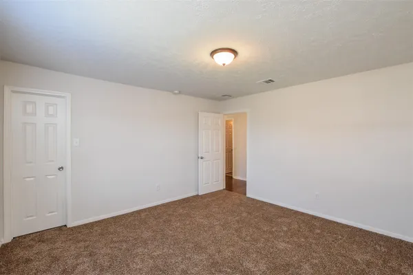 $3,500 | 19014 Prairie Bluff Drive, Cypress, TX 77433