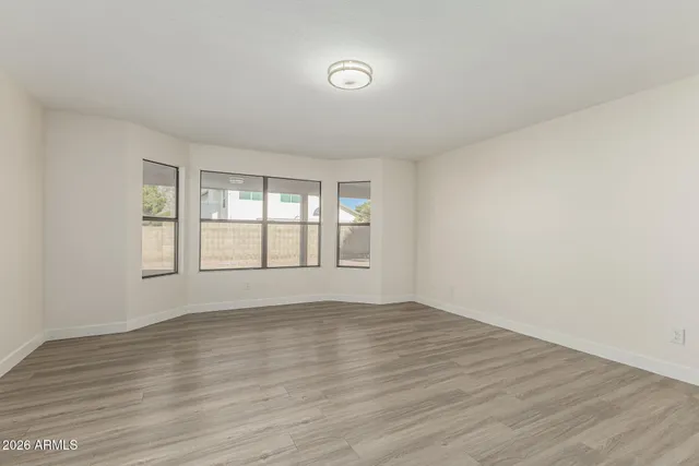 $2,595 | 4368 West Wahalla Lane, Glendale, AZ 85308