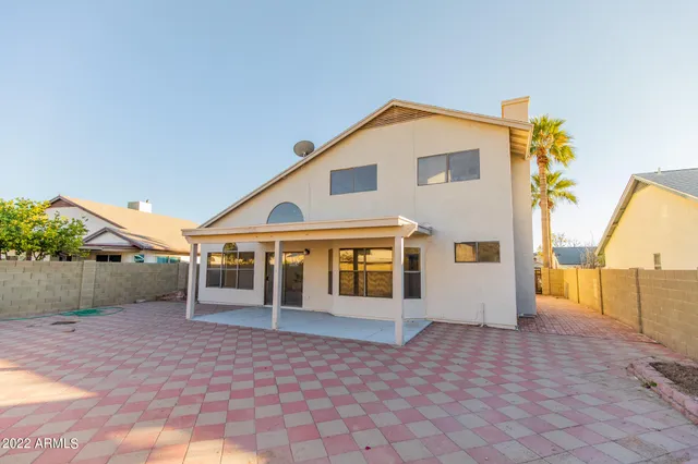 $2,595 | 4368 West Wahalla Lane, Glendale, AZ 85308