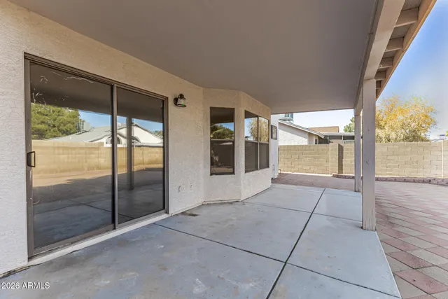 $2,595 | 4368 West Wahalla Lane, Glendale, AZ 85308