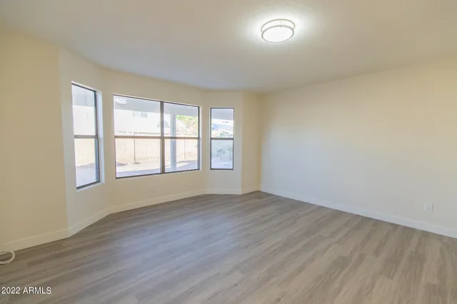 $2,595 | 4368 West Wahalla Lane, Glendale, AZ 85308