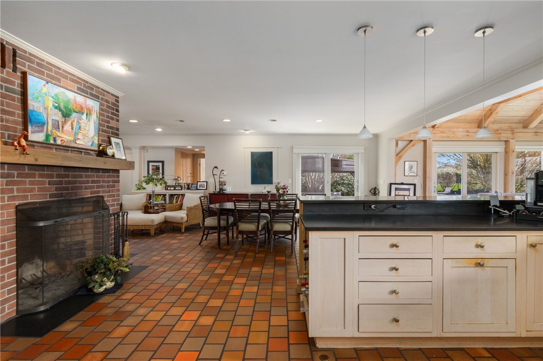 40 Little Harbor Road Tiverton, RI 02878 - Photo 22 of 50