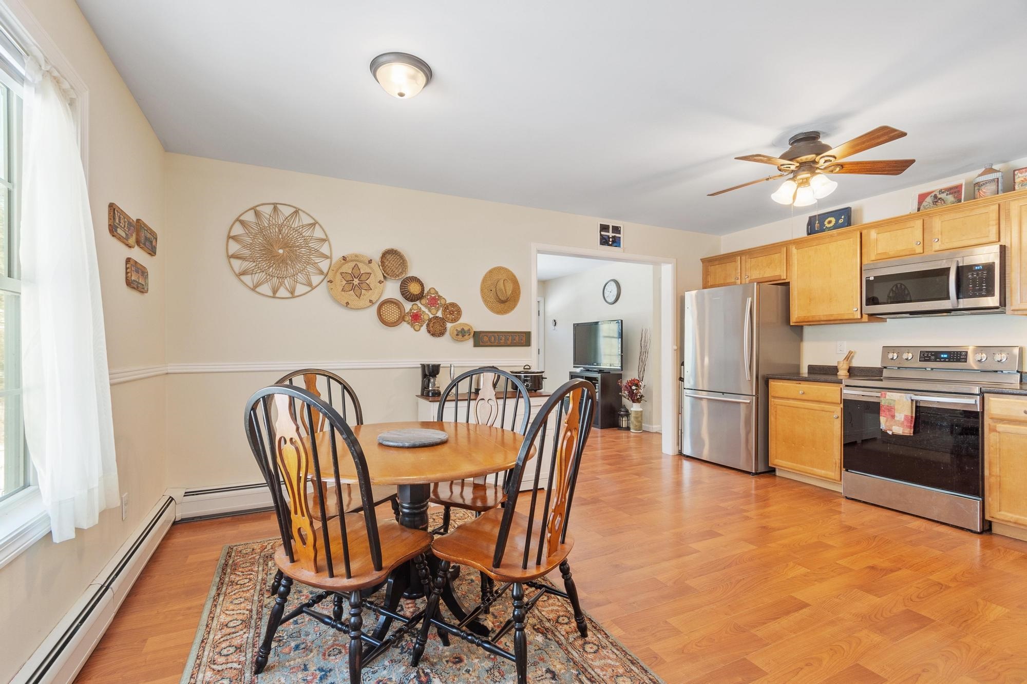 71 Windsor Way Barnstead, NH 03225 - Photo 13 of 36 Gallery Image 13