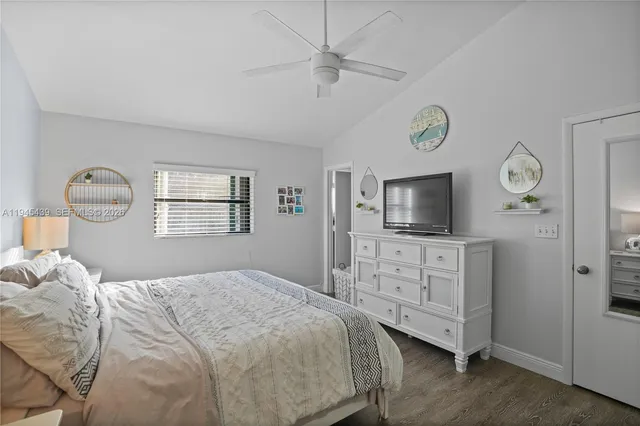 $2,750 | 4880 Southwest 64th Way, Unit 4880, Davie, FL 33314