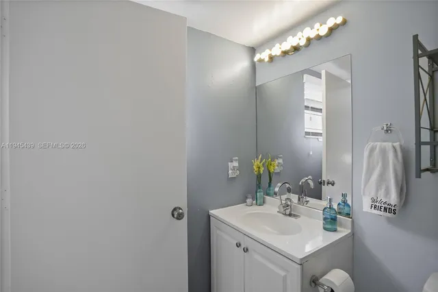 $2,750 | 4880 Southwest 64th Way, Unit 4880, Davie, FL 33314