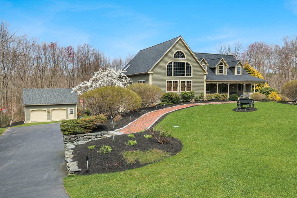 85 A Millbury Road Oxford, MA 01540 - Photo 1 of 42 Gallery Image 1