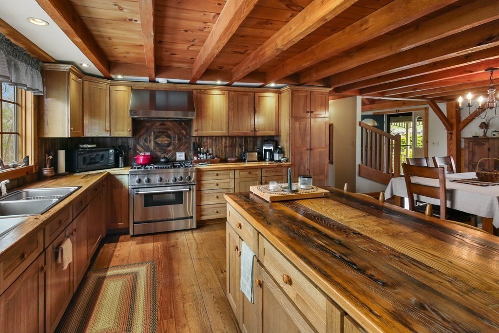 85 A Millbury Road Oxford, MA 01540 - Photo 11 of 42 Gallery Image 11
