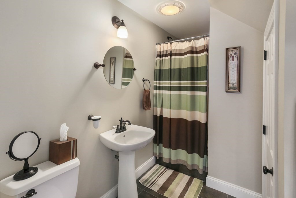 85 A Millbury Road Oxford, MA 01540 - Photo 30 of 42 Gallery Image 30