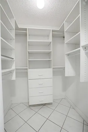 $2,100 | 1009 North Ocean Boulevard, Unit 110, Pompano Beach, FL 33062