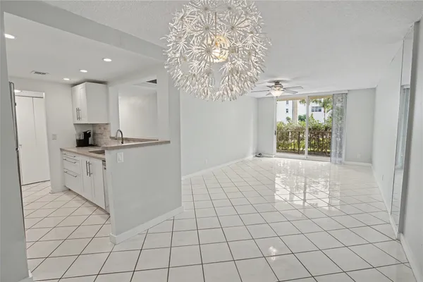 $2,100 | 1009 North Ocean Boulevard, Unit 110, Pompano Beach, FL 33062