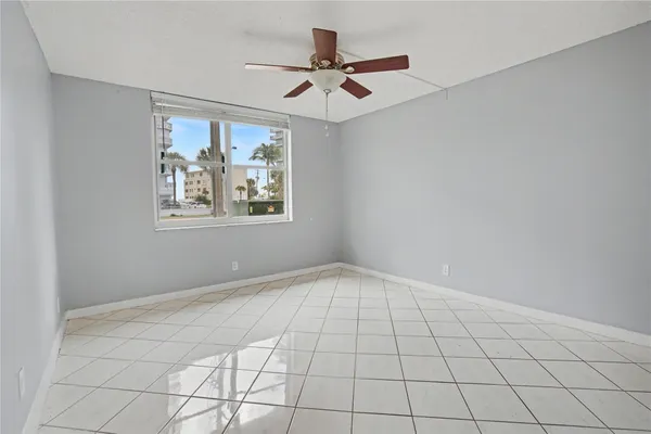 $2,100 | 1009 North Ocean Boulevard, Unit 110, Pompano Beach, FL 33062