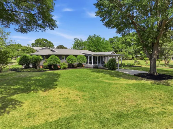 $550,000 | 211 State Rd S-42-1892, Spartanburg, SC 29307