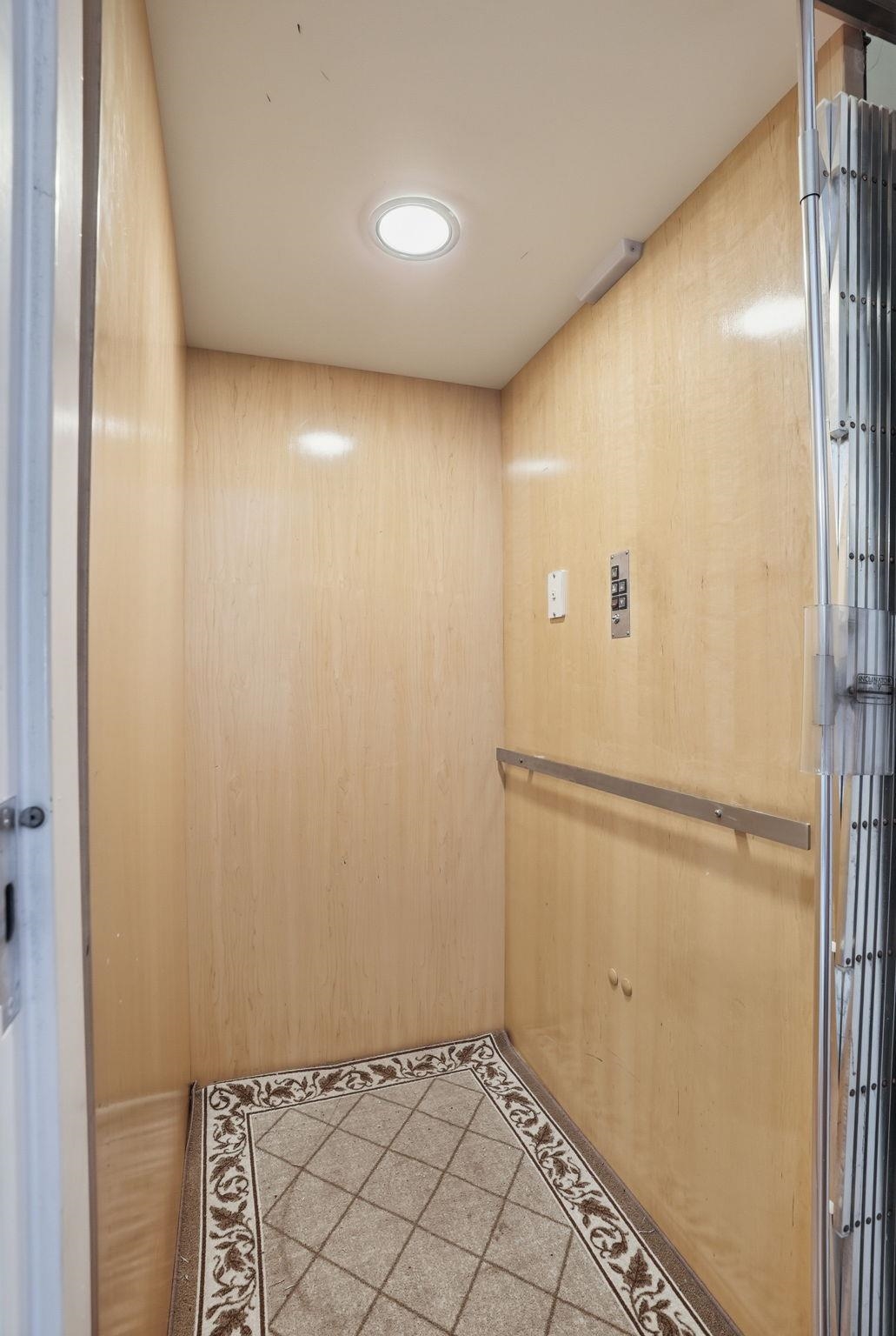 211 State Rd S-42-1892 Spartanburg, SC 29307 - Photo 34 of 49 Elevator ADU