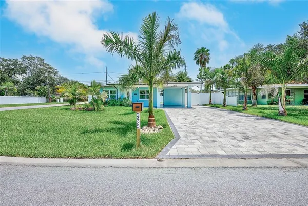 $569,000 | 2425 Baywood Drive East, Dunedin, FL 34698