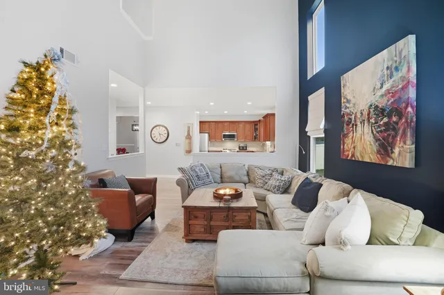 $525,000 | 2 Jerrys Court, Sicklerville, NJ 08081