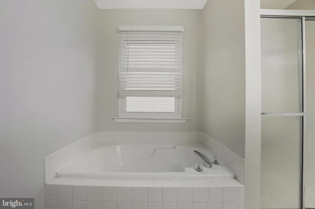 $525,000 | 2 Jerrys Court, Sicklerville, NJ 08081