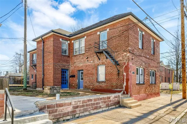 $489,500 | 1210 South Newstead Avenue, St. Louis, MO 63110