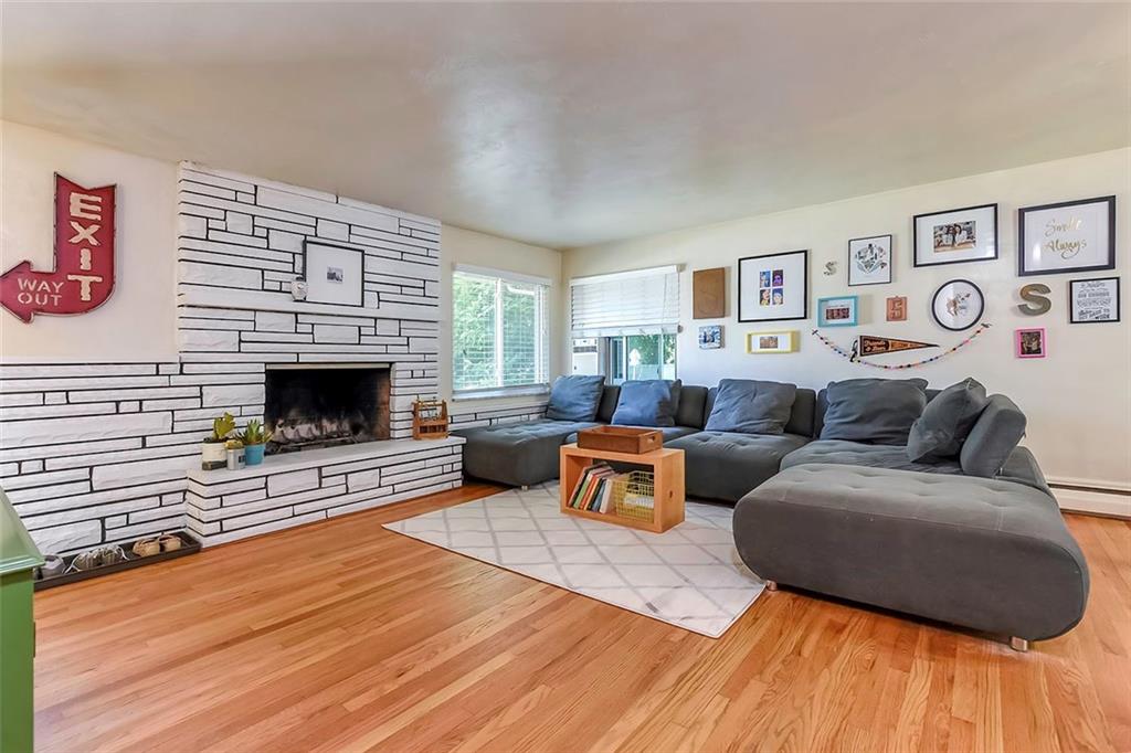 3334 Rigel Street Pittsburgh, PA 15212 - Photo 6 of 25 Gallery Image 6