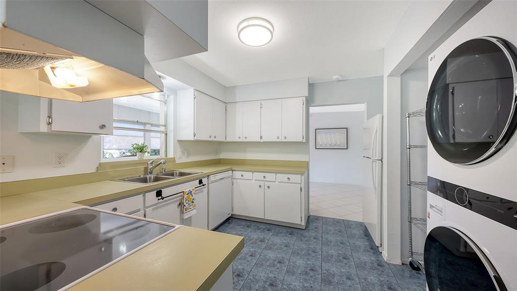 524 Glen Oak Road Venice, FL 34293 - Photo 16 of 34