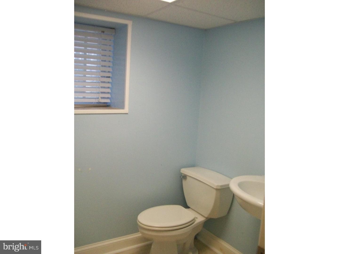 188 Glencoe Road Upper Darby, PA 19082 - Photo 22 of 25 Basement - Finished