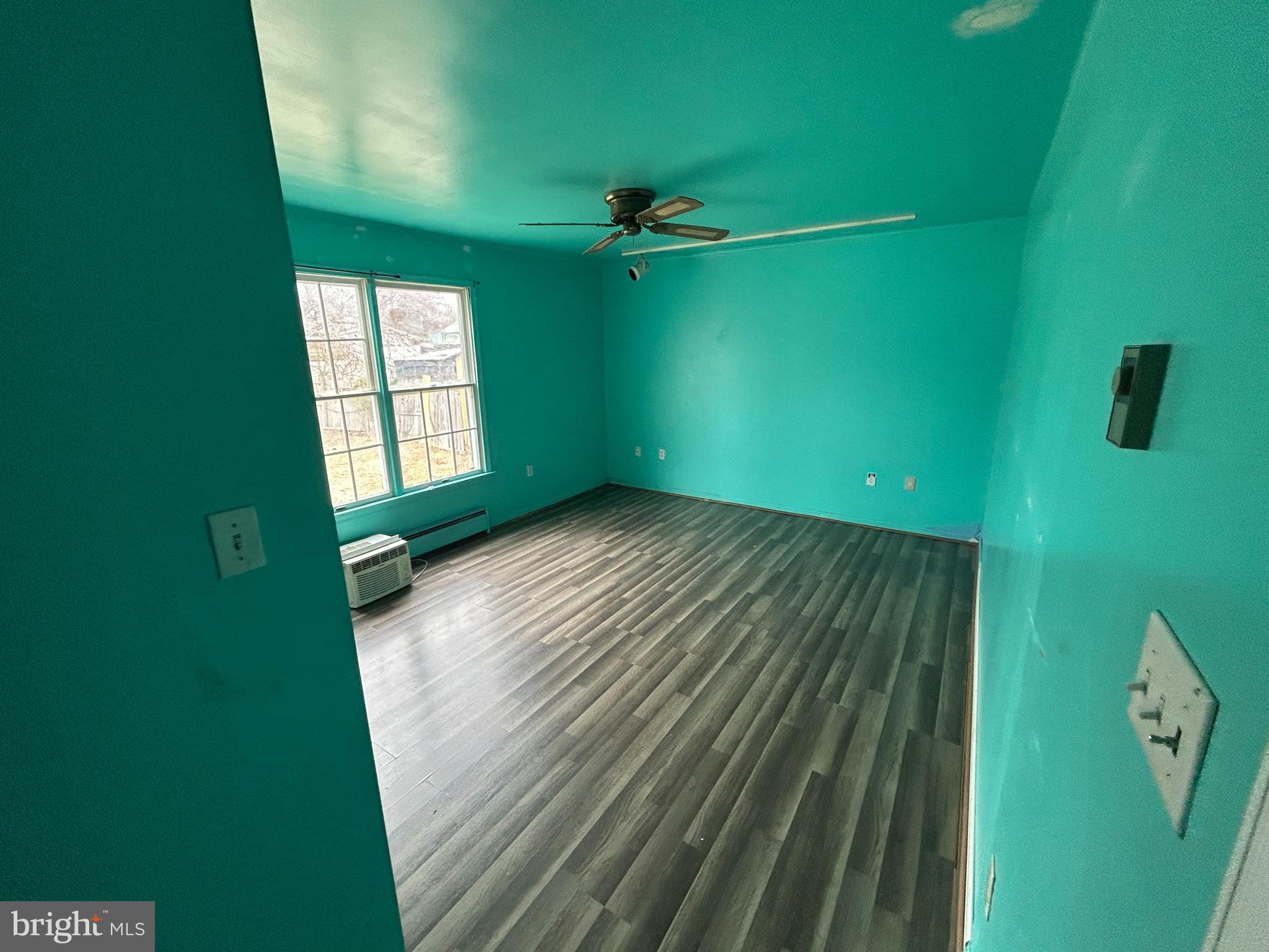 608 Spring Garden Avenue Salisbury, MD 21804 - Photo 9 of 19 a view of an empty room with a window