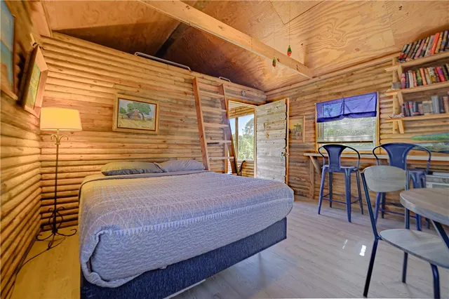 $695,000 | 164 4th Street, Rockport, TX 78382