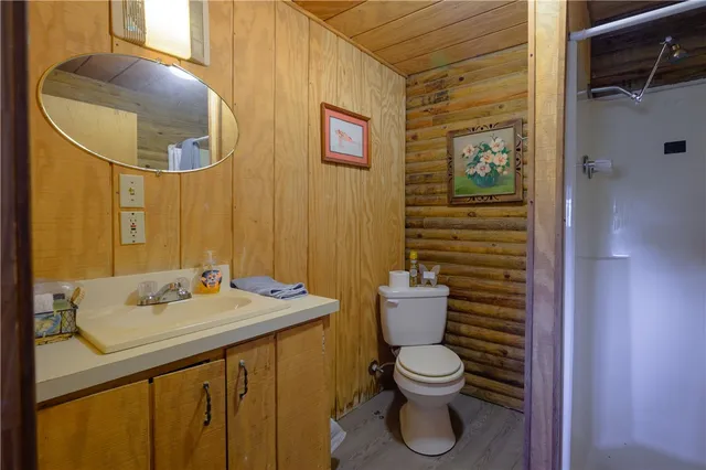 $695,000 | 164 4th Street, Rockport, TX 78382