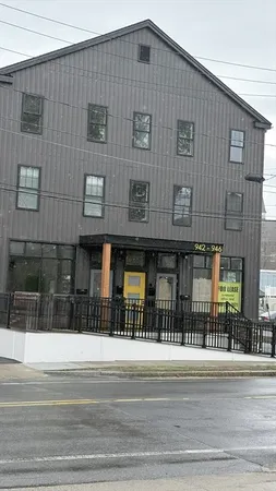 $2,695 | 944 East Street, Unit 3, Walpole, MA 02081