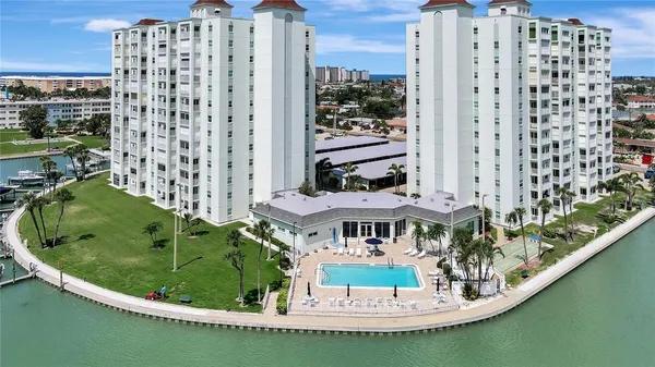 $351,000 | 400 64th Avenue, Unit 202, St. Pete Beach, FL 33706