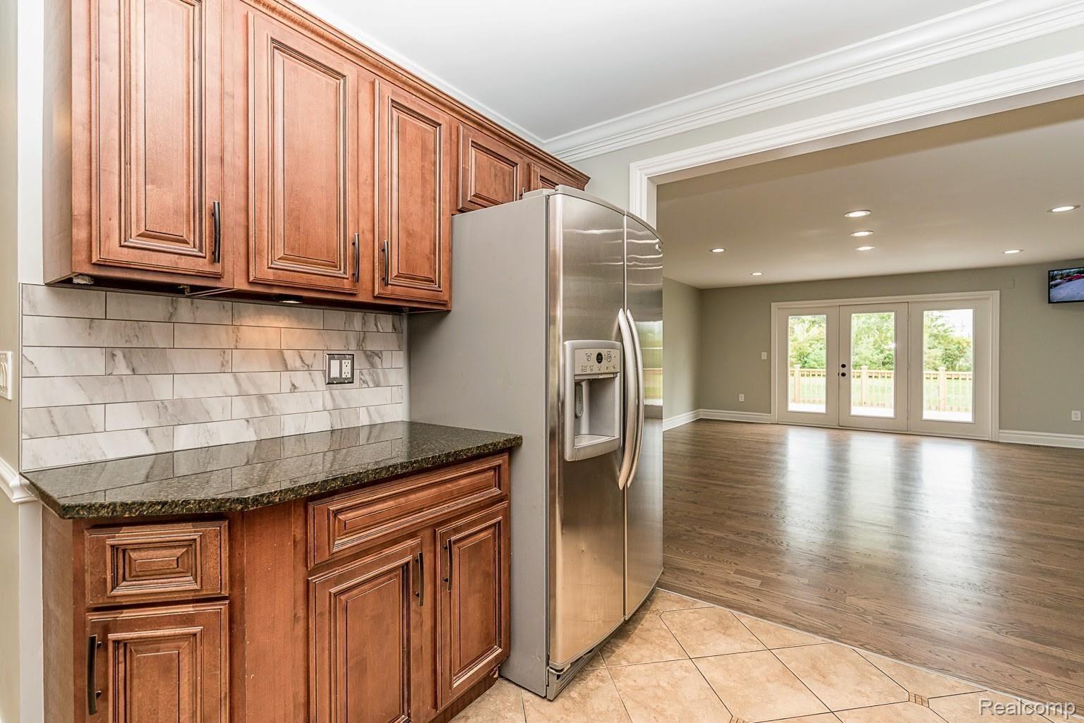 25101 Rust Road New Boston, MI 48164 - Photo 51 of 61 DSC_5705.jpg
