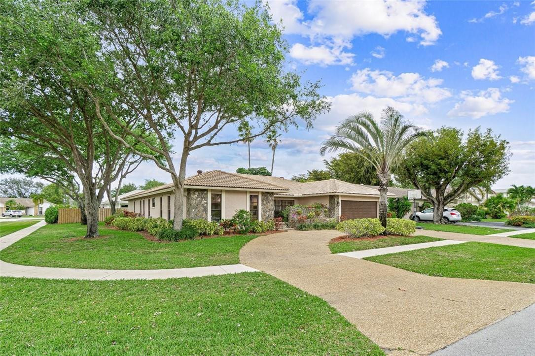 21361 Raindance Lane Boca Raton, FL 33428 - Photo 3 of 31 Photo 3