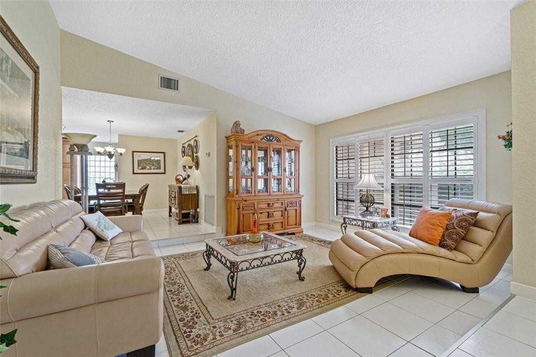 21361 Raindance Lane Boca Raton, FL 33428 - Photo 7 of 31 Photo 7
