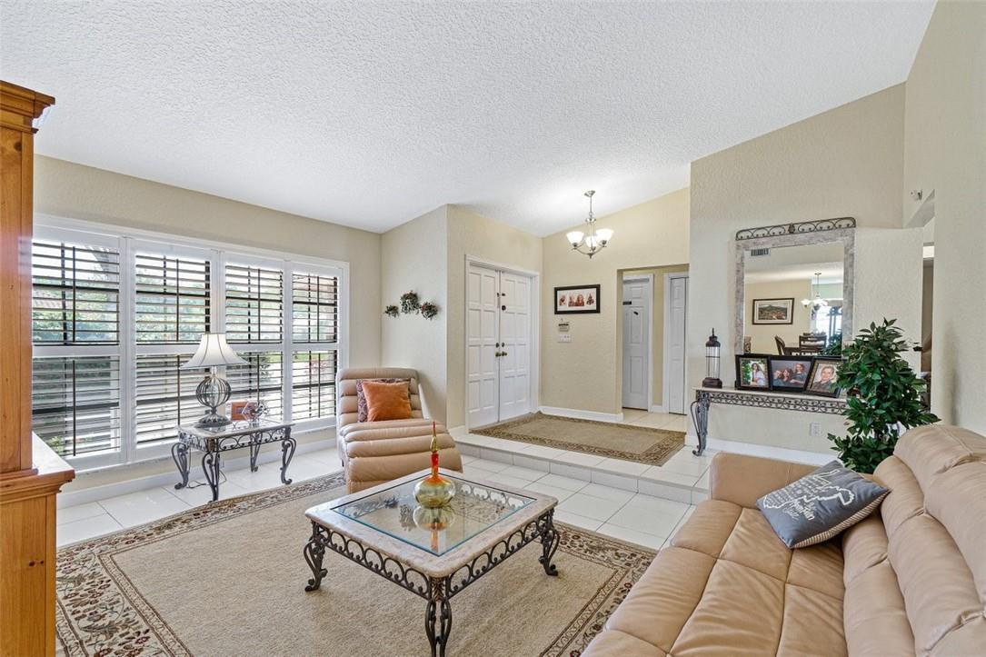 21361 Raindance Lane Boca Raton, FL 33428 - Photo 8 of 31 Photo 8
