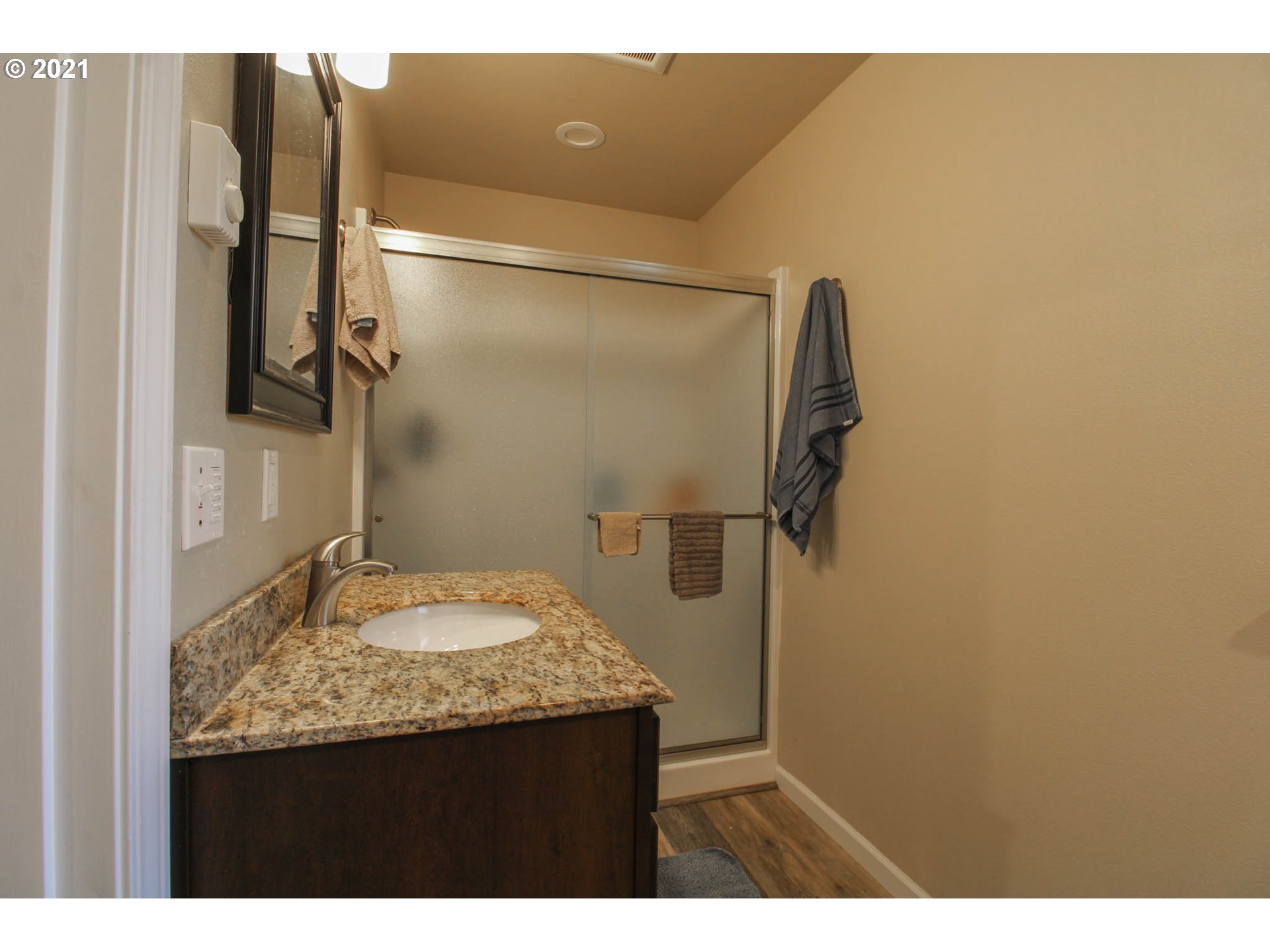 1925 Ridgeway Drive Eugene, OR 97401 - Photo 26 of 32 Gallery Image 26