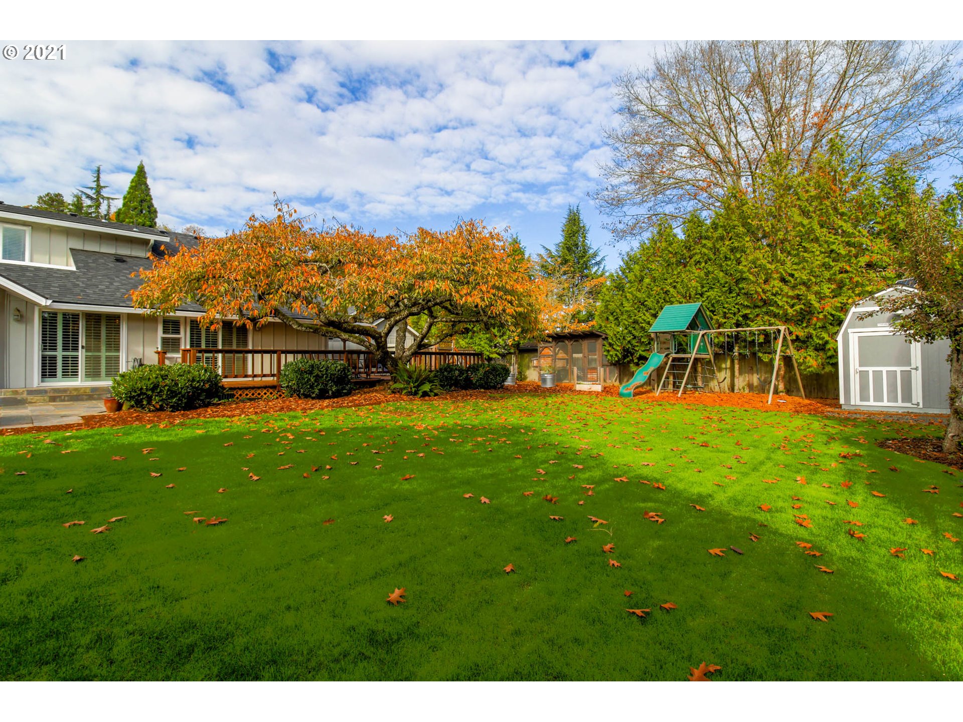 1925 Ridgeway Drive Eugene, OR 97401 - Photo 29 of 32 Gallery Image 29