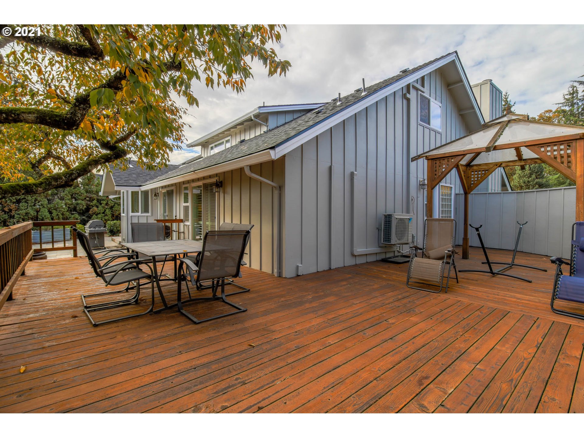1925 Ridgeway Drive Eugene, OR 97401 - Photo 32 of 32 Gallery Image 32