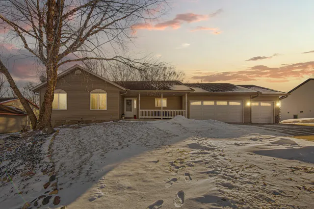 $315,000 | 304 Sidney Street, Morristown, MN 55052