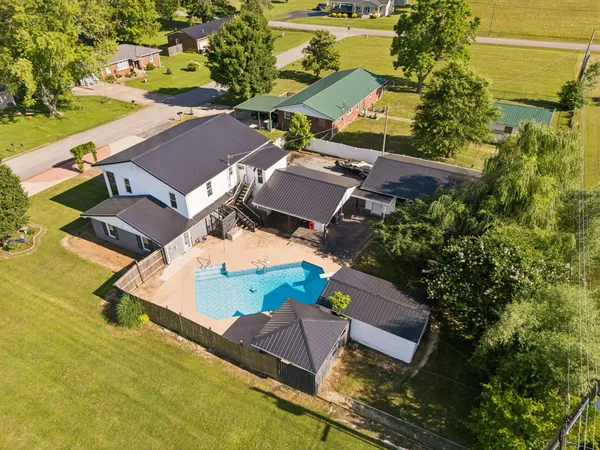 $375,000 | 312 Hinson Street, Hohenwald, TN 38462