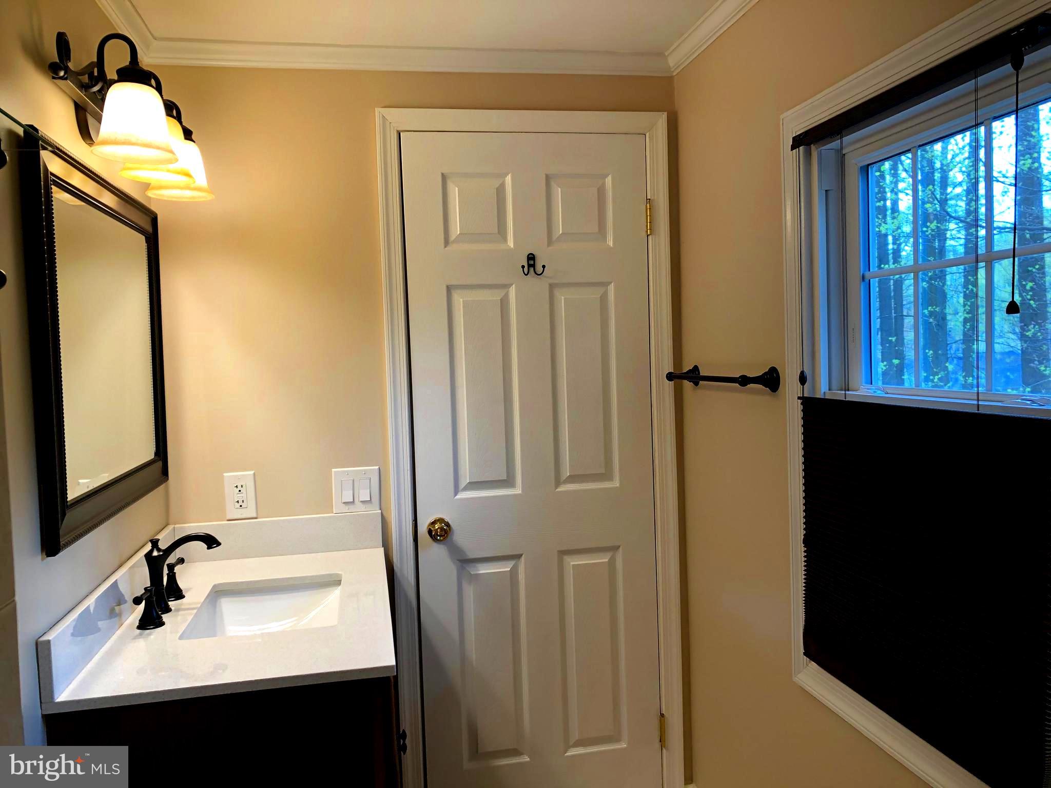 10845 Burr Oak Way Burke, VA 22015 - Photo 29 of 47 More views!