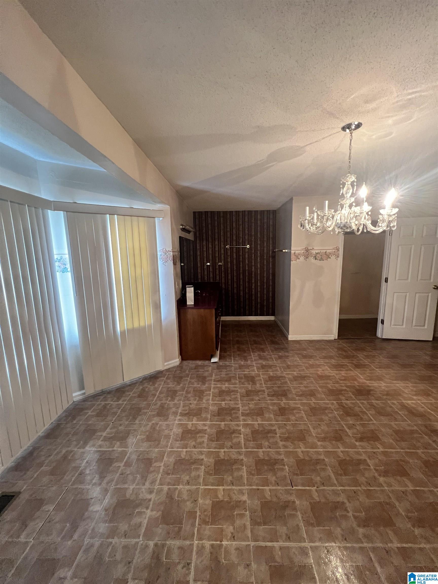 623 Chestnut Street Anniston, AL 36201 - Photo 17 of 20
