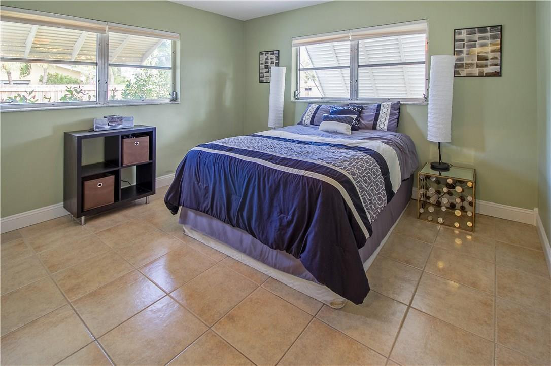 3400 Northeast 5th Avenue Boca Raton, FL 33431 - Photo 9 of 13 Guest bedroom
