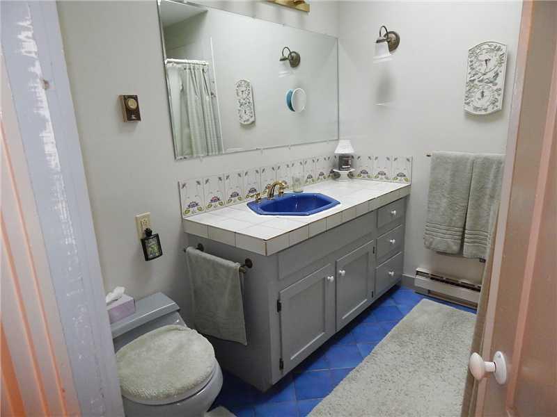 940 Kennebec Road Hampden, ME 04444 - Photo 31 of 35 Bathroom.