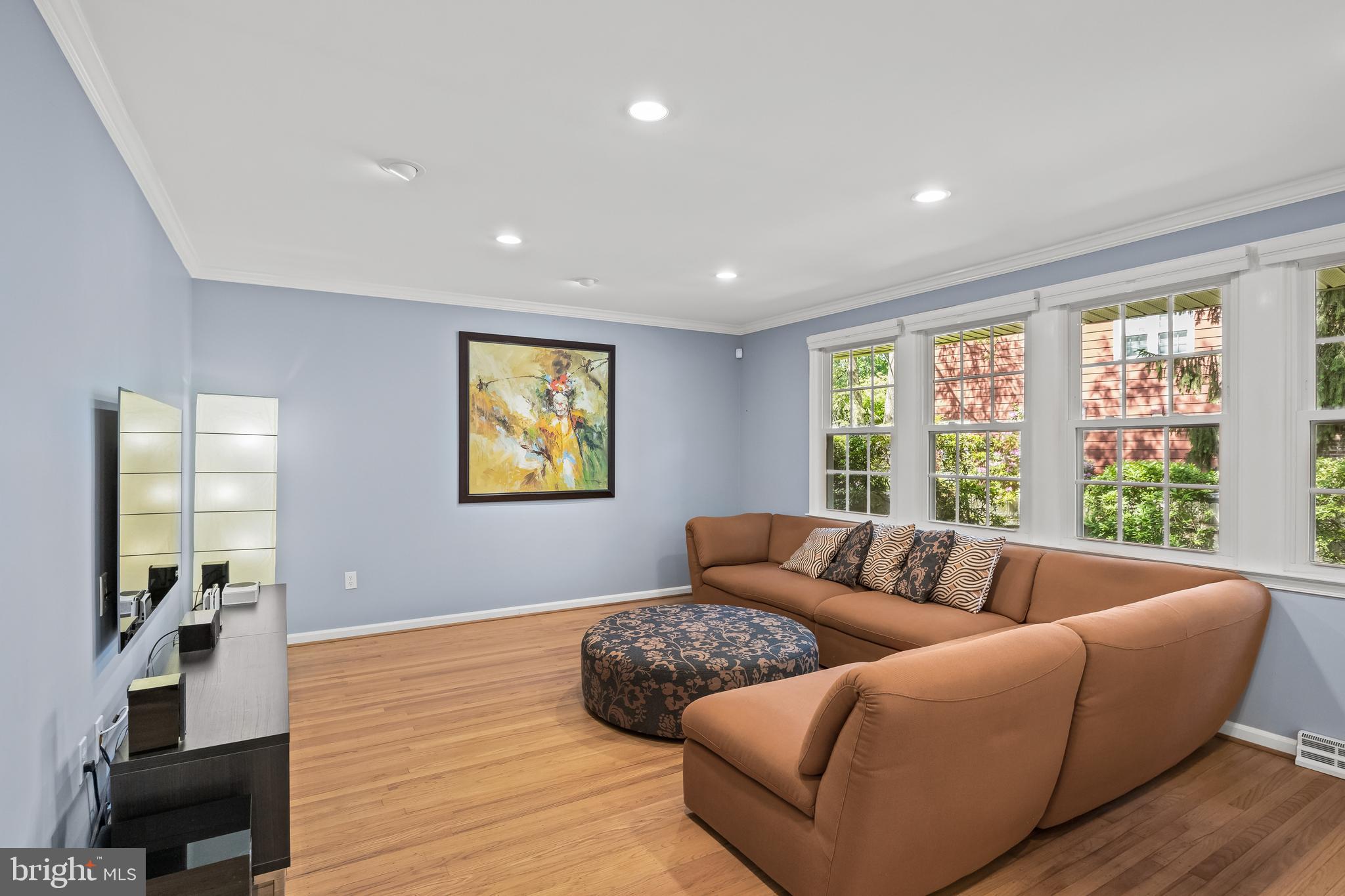 4 Rooftree Road Cherry Hill, NJ 08003 - Photo 4 of 42 a living room with furniture and a large window