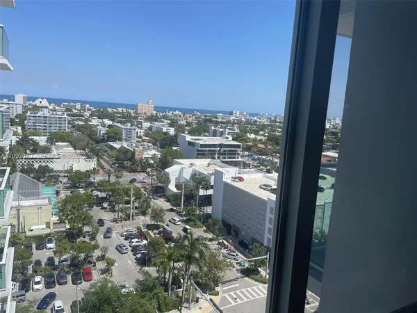 $2,500 | 1000 West Avenue, Unit 1532, Miami Beach, FL 33139