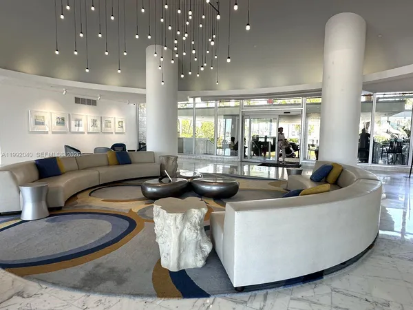 $2,500 | 1000 West Avenue, Unit 1532, Miami Beach, FL 33139